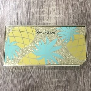Too Faced Sparkling Pineapple Eyeshadow Palette